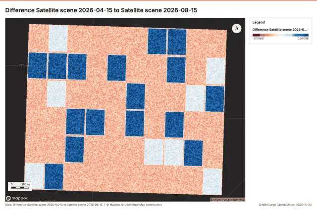 Difference Satellite scene 2026-04-15 to Satellite scene 2026-08-15